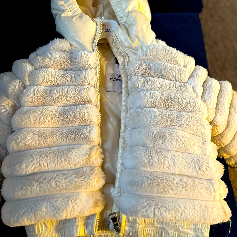 Moncler Kids Cream Sherpa Puffer Jacket